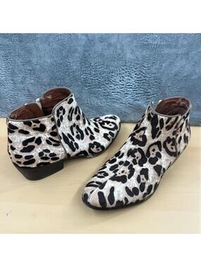 Sam Edelman Petty Leopard Print Calf Hair Ankle Booties Y2K
